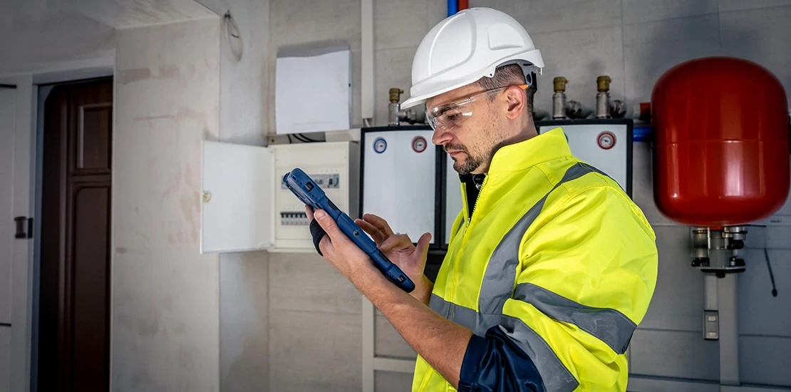 24/7 technical support for security systems, CCTV surveillance, fire alarms, and access control solutions in Saudi Arabia