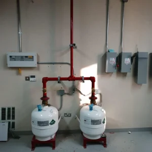 اعمال-تمديد-خطوط-الاطفاء-في-المستشفي-الجامعي